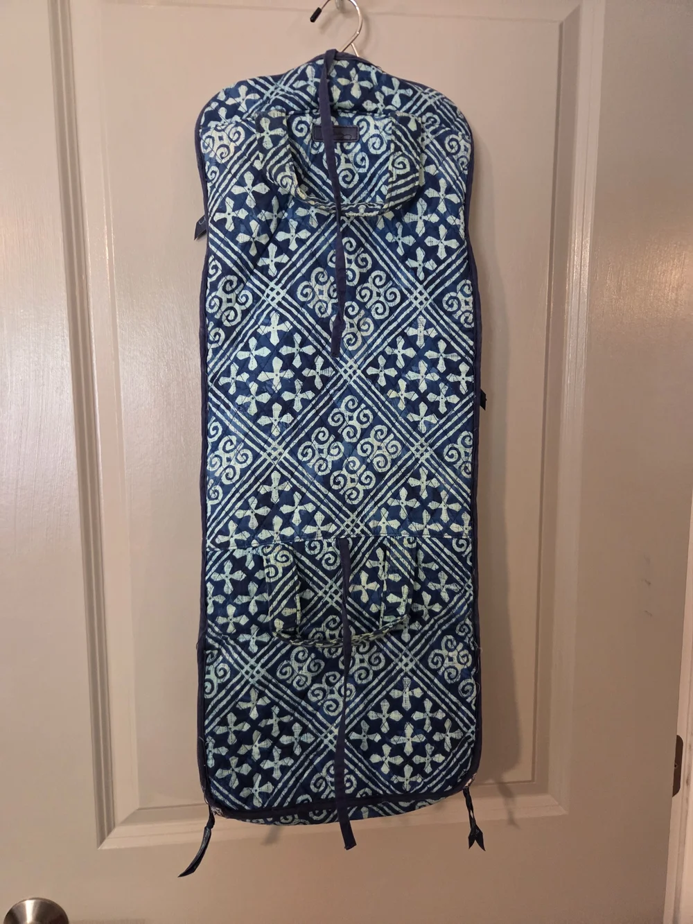 Vera Bradley Navy and Light Blue Hanging Cosmetic Organizer